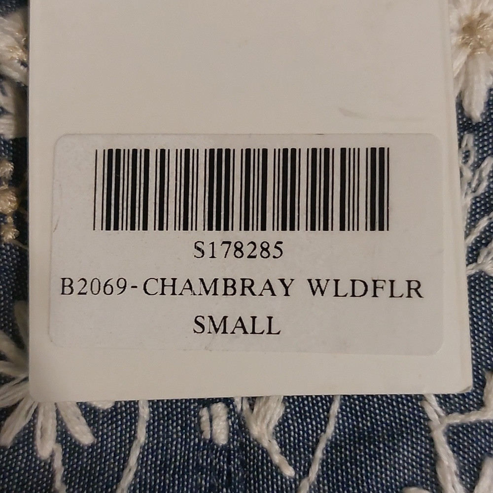 Tuckernuck Margot Chambrey Wildflower Blouse - Picture 7 of 7